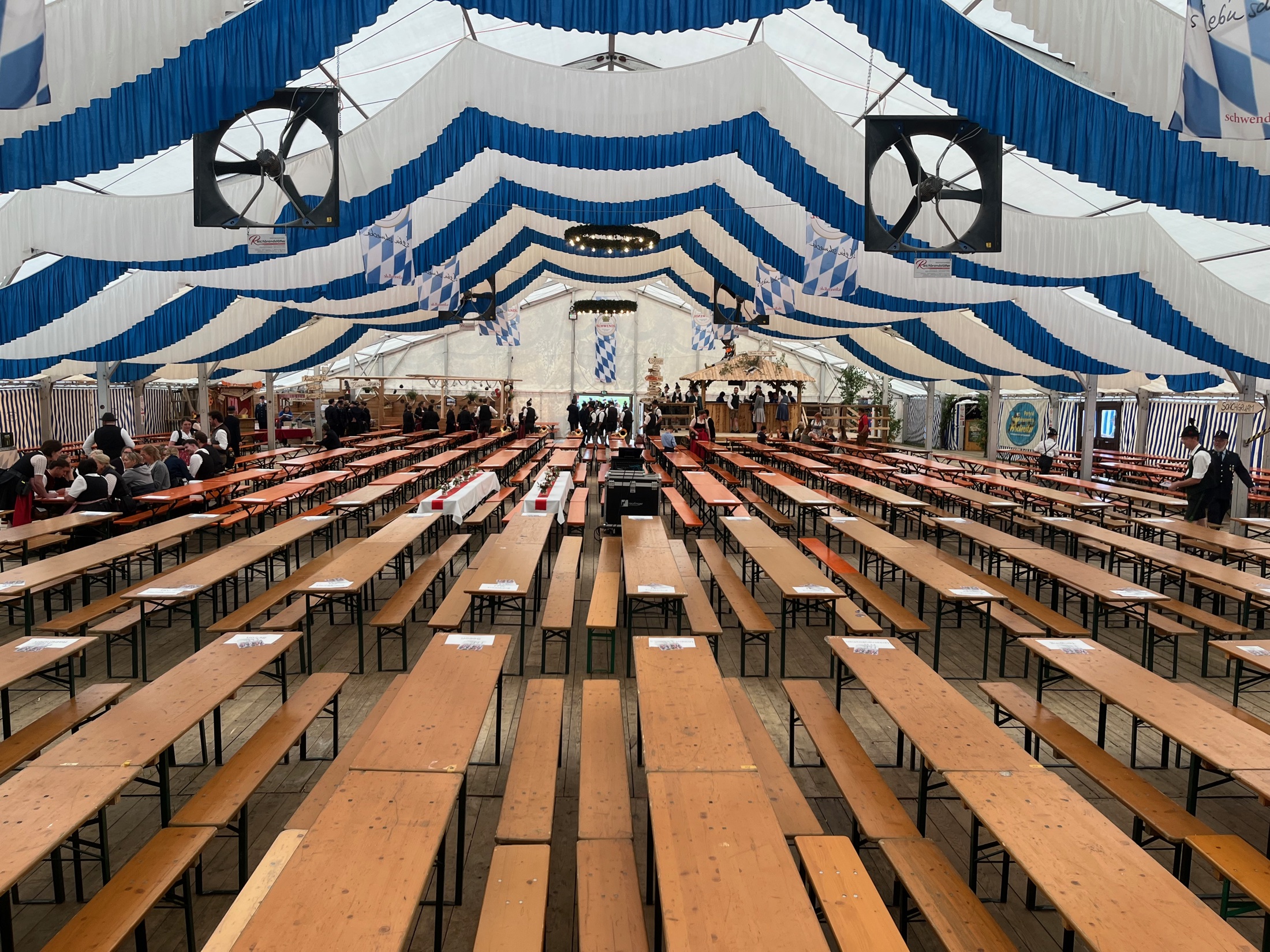 29 x 50 Meter Festzelt beim Feuerwehrfest Heiligkreuz 2026